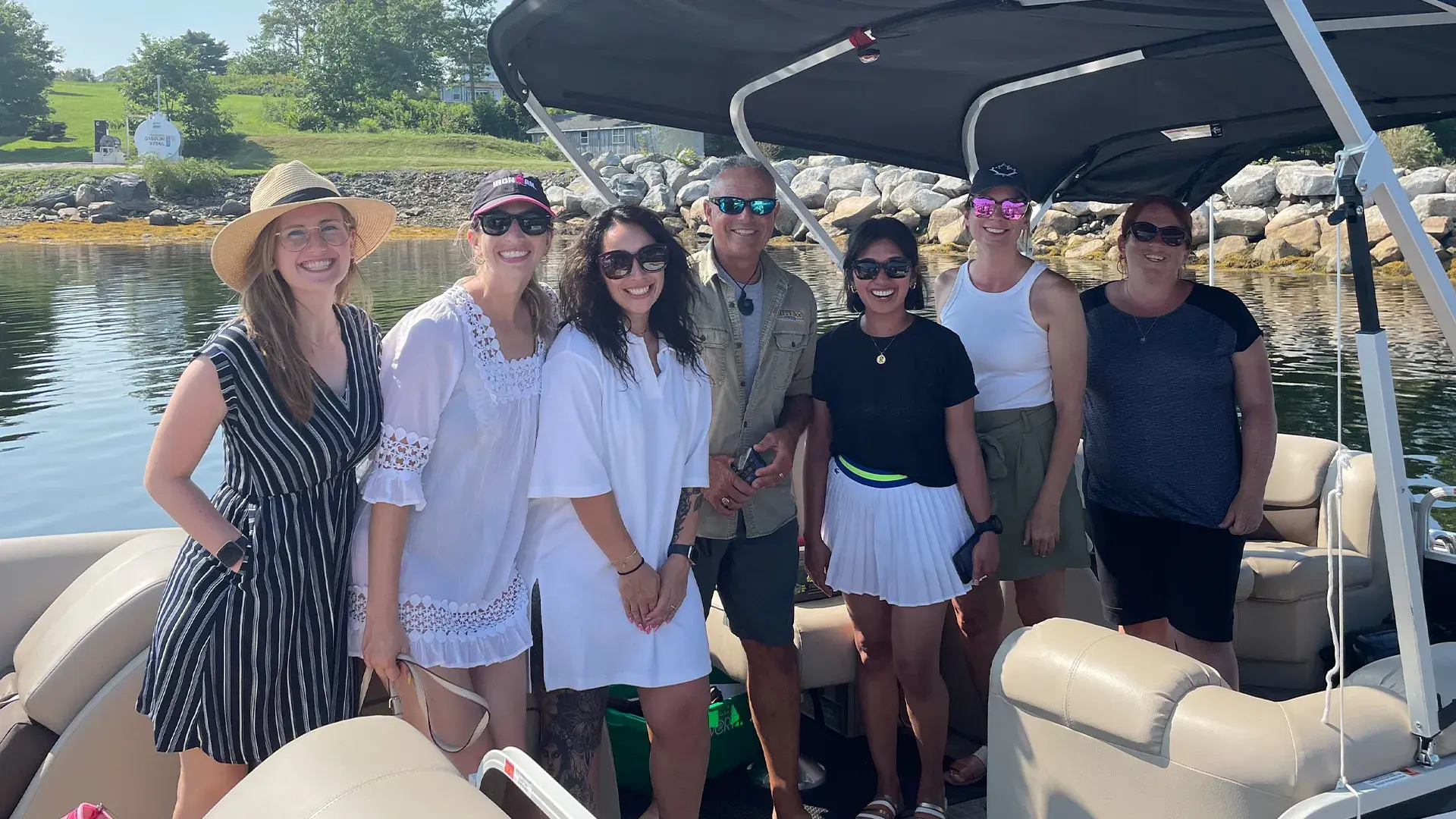 Oak Island Resort Marina — Salty Dog Sea Tours departure point